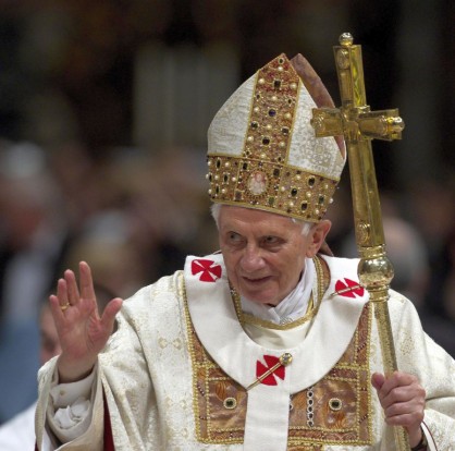 Папа Бенедикт XVI се оттегля, очаква се това да стане на 28 февруари