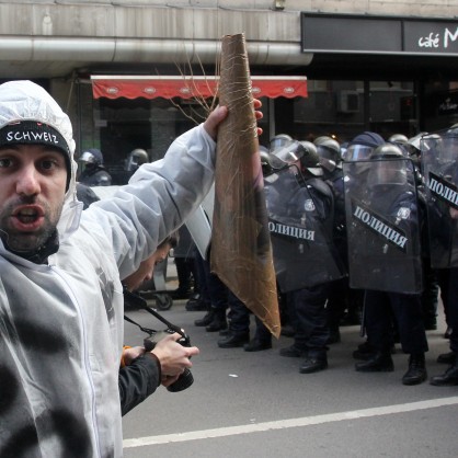 Жандармерия спря похода на протестиращите на ул. 
