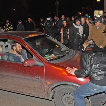 Водач на лек автомобил 