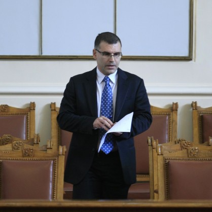 Министърът на финансите в оставка Симеон Дянков по време на редовния парламентарен контрол на 1 март