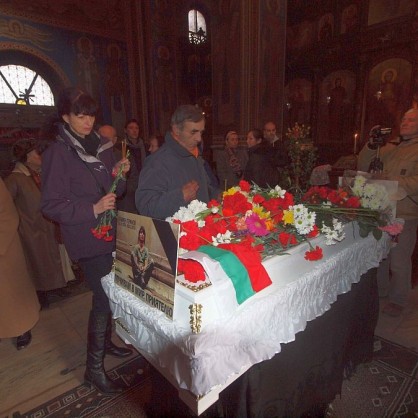 Поклонението пред Пламен Горанов