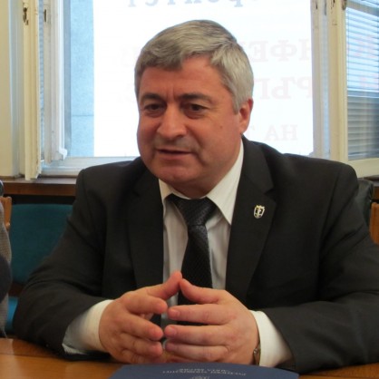 Ректорът на Русенския университет училище проф. Христо Белоев
