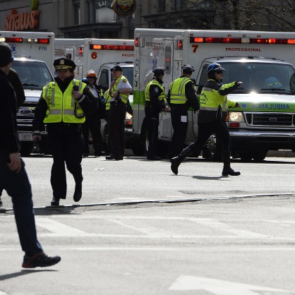 Експлозия по време на маратона в Бостън