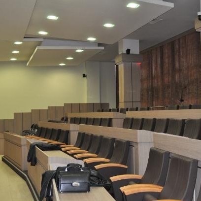 Новата и модерна зала на Общински съвет в Бургас