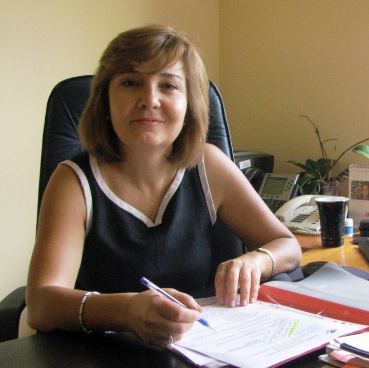 Галя Димитрова повишила събираемостта на приходите
