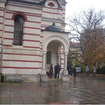 Църквата Света Петка във Варна
