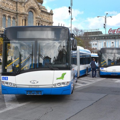 Нови автобуси пристигнаха във Варна за нуждите на градския транспортанспорт