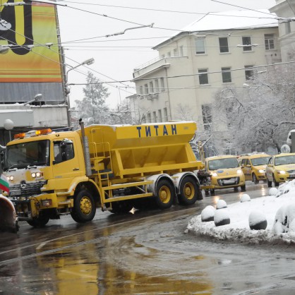 Снегът в София