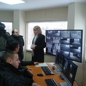 Кметска проверка в изнесен център за видеонаблюдение на бул.”Ботевградско шосе”.