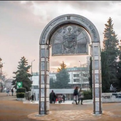 Арката на св. Николай Чудотворец във видеото 