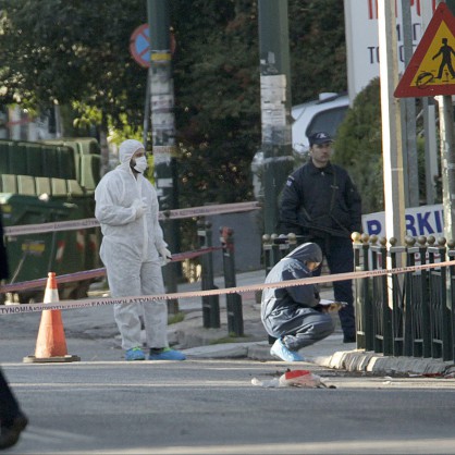 Обстрелваха резиденцията на германския посланик в Атина