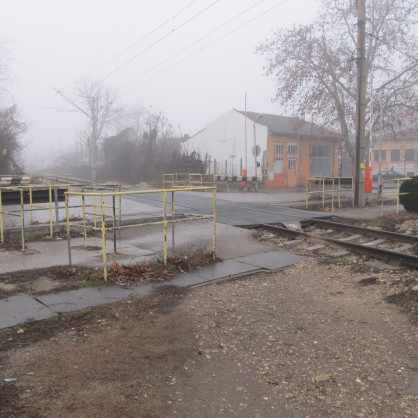 Млада жена е загинала рано тази сутрин на жп прелеза до Кооперативния пазар в Русе