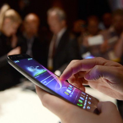 LG G Flex - смартфон с извит екран