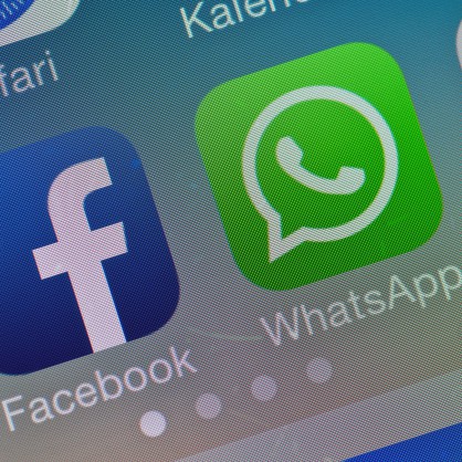 Facebook купува WhatsApp за $19 млрд.