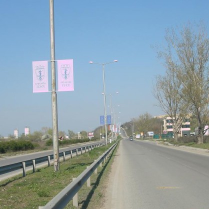 Над 300 нови знамена монтират на входно-изходните магистрали на Русе