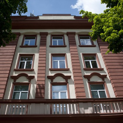 Новата сграда на Софийския районен съд - бившето ГУСВ