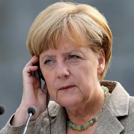 Ангела Меркел е провела конферентен разговор с Путин, Оланд и Порошенко