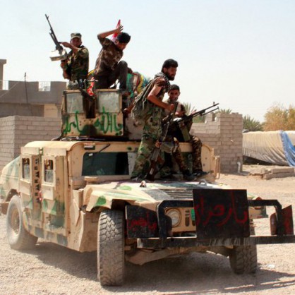 Шиитска милиция патрулира в Ирак срещу Ислямска държава