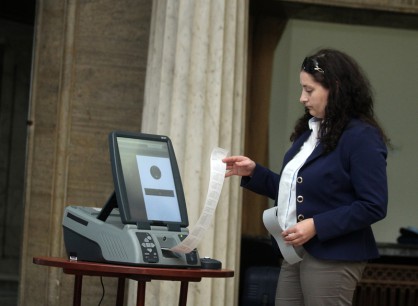 Демонстрация на машинното гласуване в ЦИК