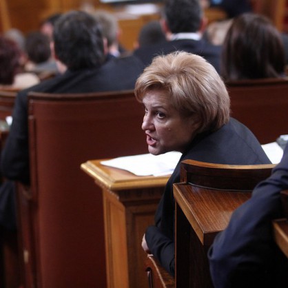 Менда Стоянова, председател на Временната бюджетна комисия