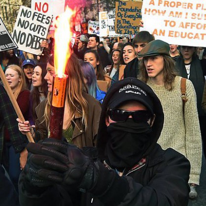 Протест на студентите в Лондон