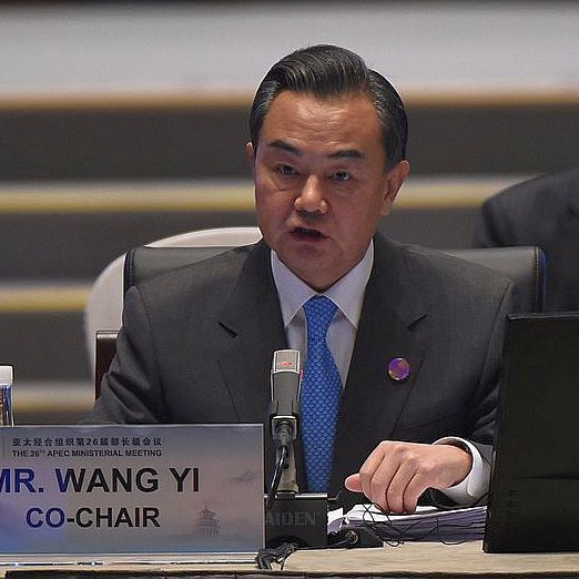 Външният министър на Китай Ван И: Русия има ”мъдростта” да излезе от трудната ситуация