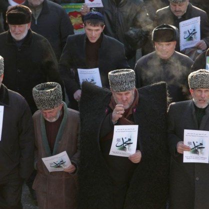 Протестното шествие в Грозни за защита на ислямските символи