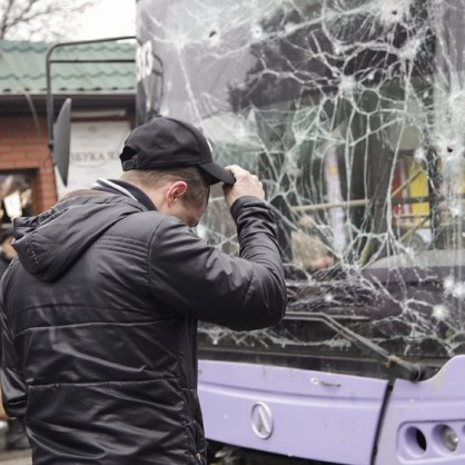 Обстрел на спирка в Донецк