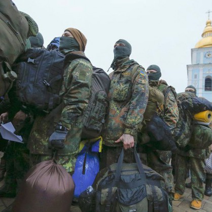 Войници от украинския батальон „Азов”