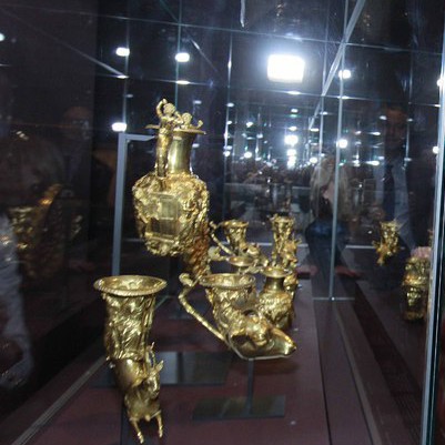Изложбата ”Епопея на тракийските царе - археологически открития в България” е от 14 април в Лувъра