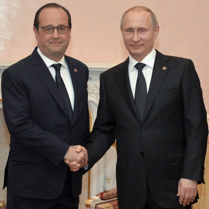 Президентите на Франция и Русия Франсоа Оланд и Владимир Путин