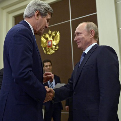 Държавният секретар на САЩ Джон Кери и руския президент Владимир Путин