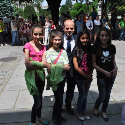 Кметът Пламен Стоилов пожела на учениците да намерят своето училище на изложението на средното образование в Русе