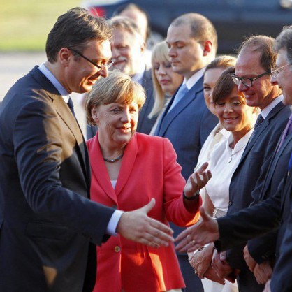 Ангела Меркел със сръбския премиер Александър Вучич