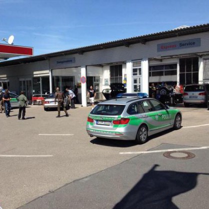 Въоръжен мъж откри стрелба  в град в Южна Германия
