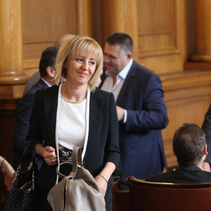 Народното събрание избра Мая Манолова за омбудсман