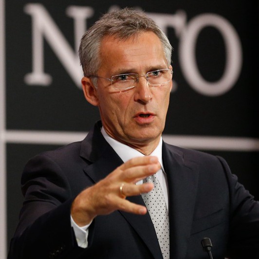 Шефът на НАТО Йенс Столтенберг призова Москва да ползва военните канали за връзка с НАТО