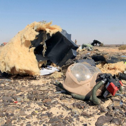 Останки от разбилия се над Синай самолет с руски туристи