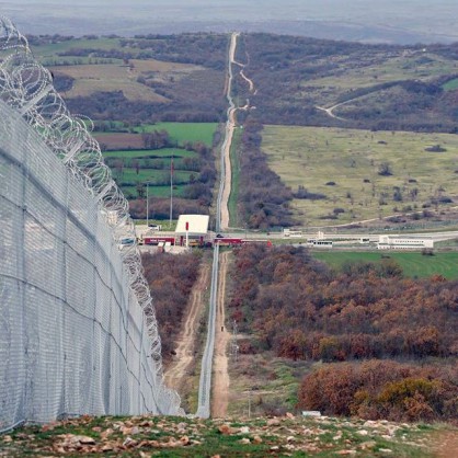 Оградата на българо-турската граница