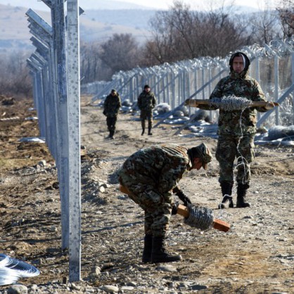 Македония издига втора ограда по границата с Гърция