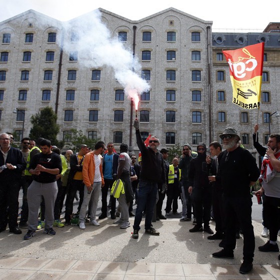 Протести в Марсилия срещу реформата на трудовото законодателство