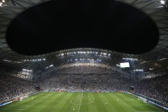 Футуристичният стадион ”Велодром” в Марсилия по време на мача Германия-Франция