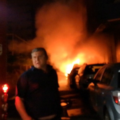 Запалиха колата на лекар в Благоевград