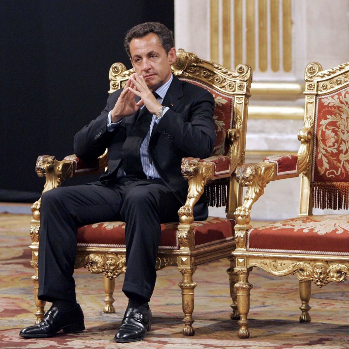 Никола Саркози бе разпитван в продължение на 25 часа за ”либийската връзка”