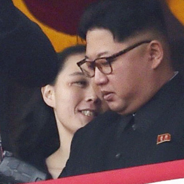 Севернокорейският лидер Ким Чен-ун заедно със сестра си Ким Йо-чен