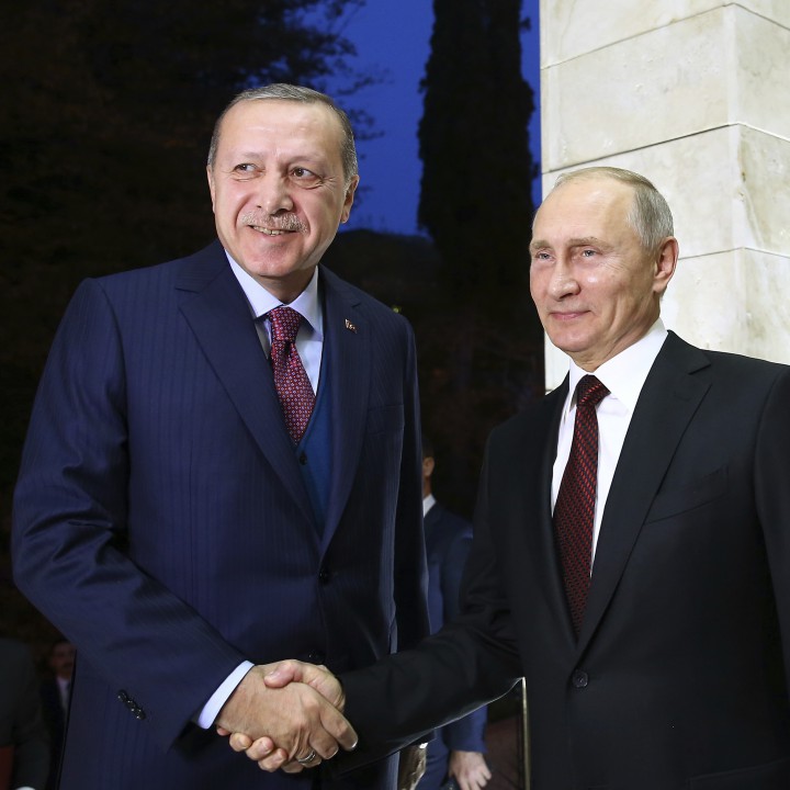 Реджеп Ердоган и Владимир Путин демонстрират отлични отношения