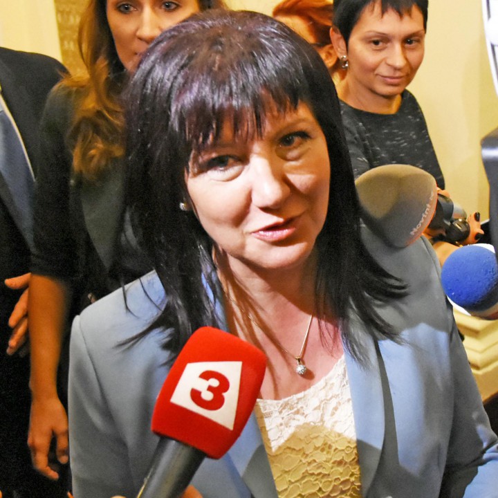 Цвета Караянчева съобщи, че Веселин Марешки е заплашван