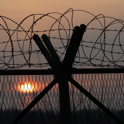 Голяма част от зверствата над затворници се извършват в трудовите лагери на Северна Корея