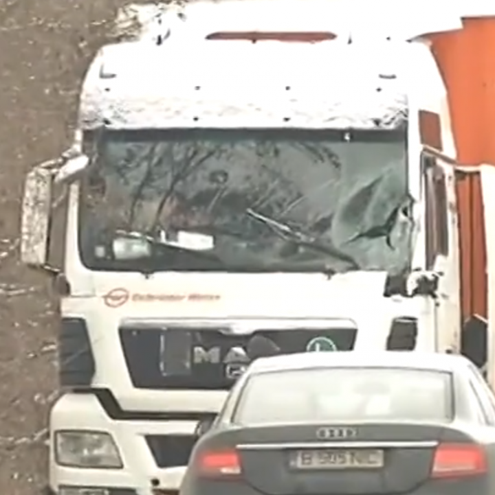 Камионът затдрудни движението по пътя Русе-Велико Търново