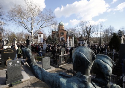 Погребението на убития косовски сръбски политик Оливер Иванович